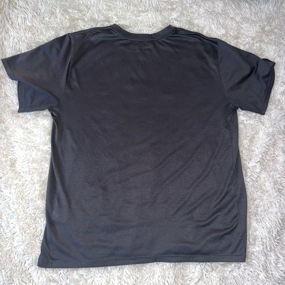 Nike shirt - Picture 4 of 4